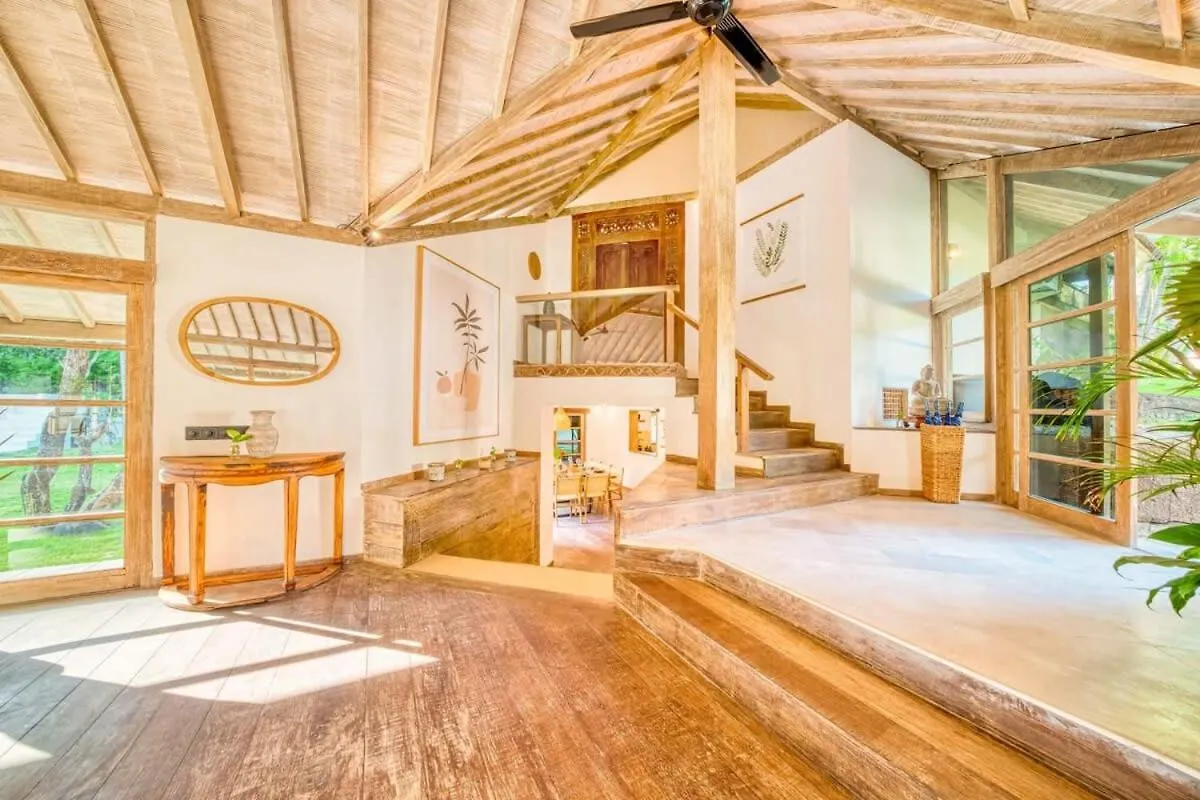 Villa Venice - 2000M2 Garden Right Behind Beach 塞米亚克