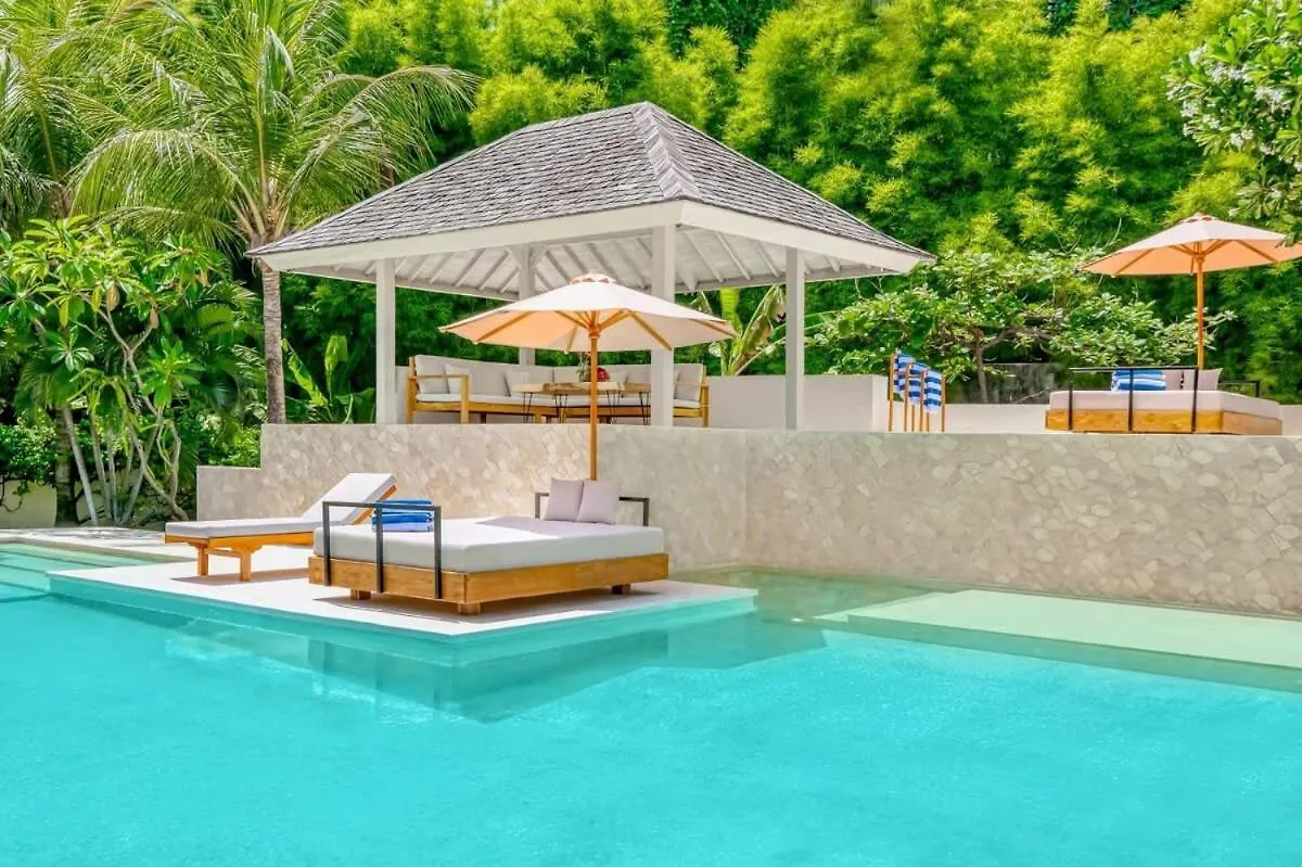 Villa Venice - 2000M2 Garden Right Behind Beach Seminyak